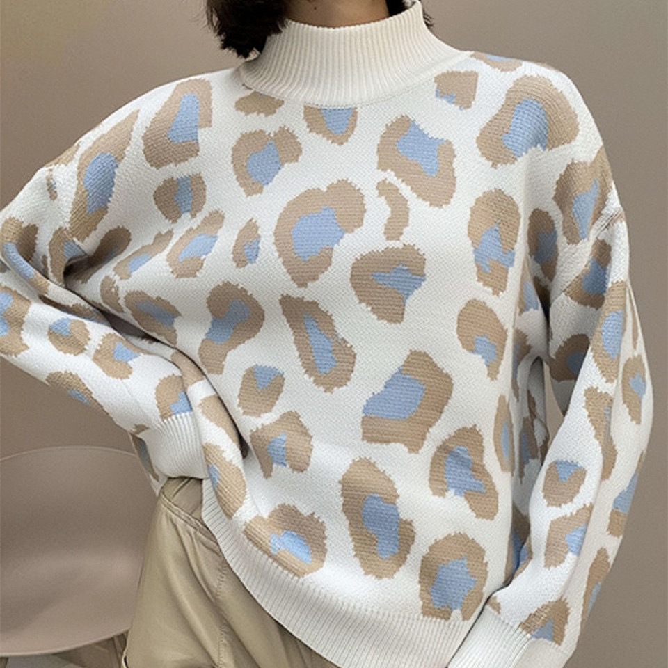 Animal Print Semi-turtleneck Sweater   Autumn And Winter Fashion Trend Loose Special Animal Print Sweater display picture 2