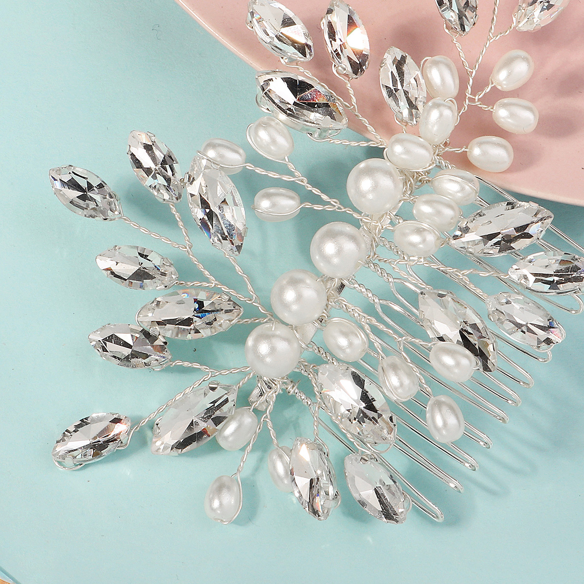 Women's Elegant Geometric Imitation Pearl Rhinestone Insert Comb display picture 3