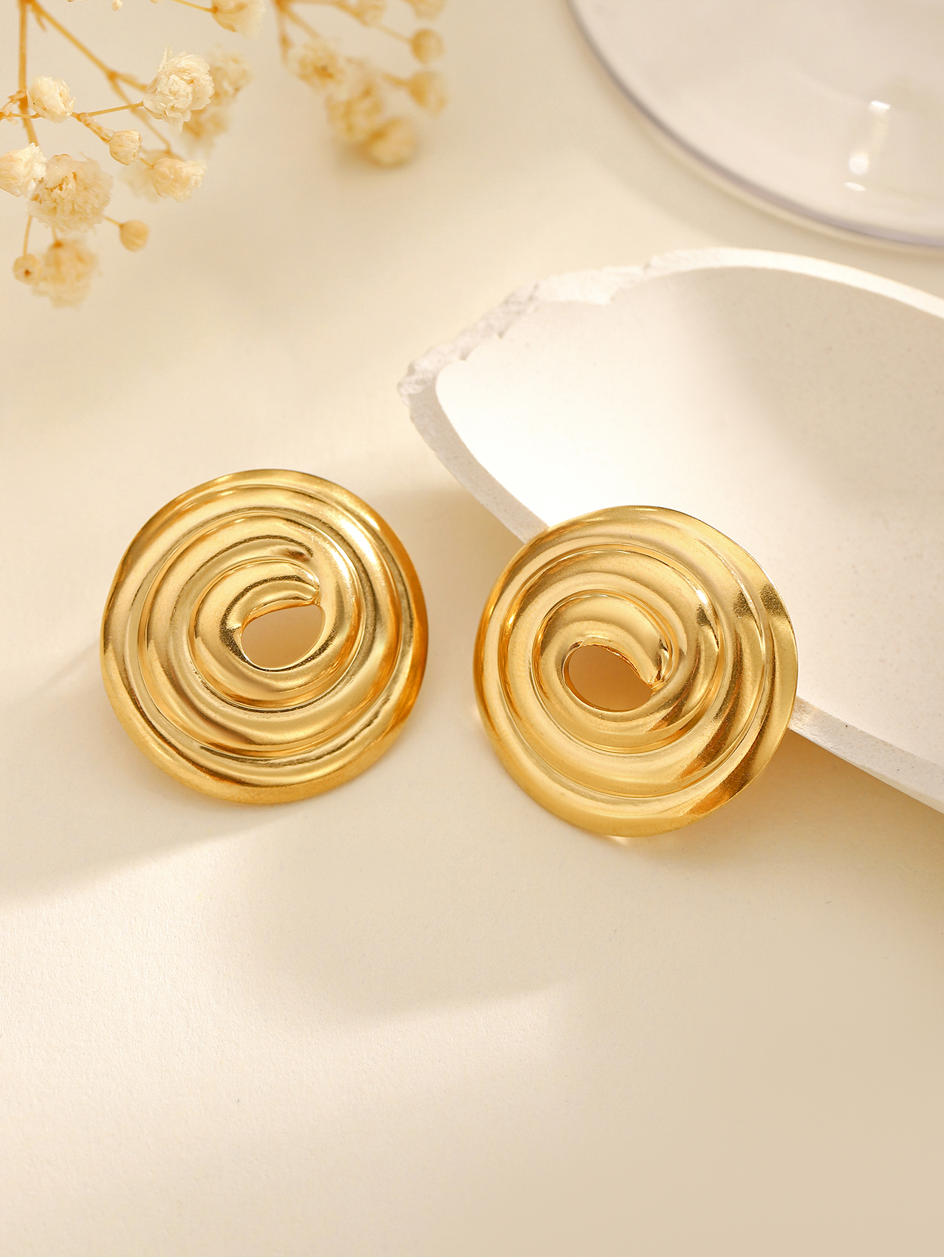 1 Pair Classical Exaggerated Classic Style Geometric Cookies Heart Shape 304 Stainless Steel Ear Studs display picture 5