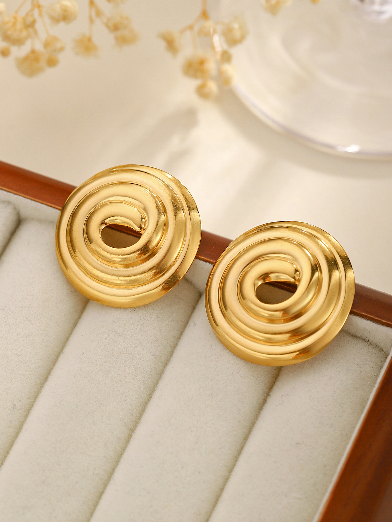 1 Pair Classical Exaggerated Classic Style Geometric Cookies Heart Shape 304 Stainless Steel Ear Studs display picture 7