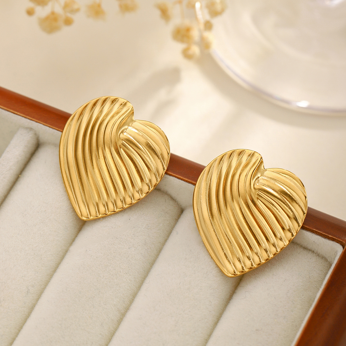 1 Pair Classical Exaggerated Classic Style Geometric Cookies Heart Shape 304 Stainless Steel Ear Studs display picture 23