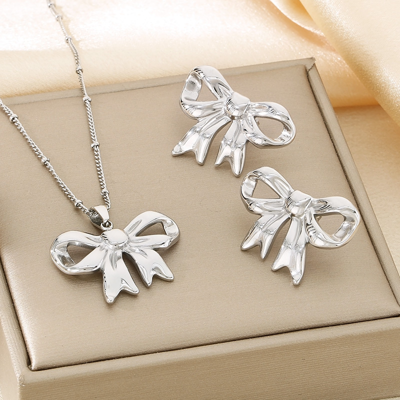 Wholesale Jewelry Basic Simple Style Classic Style Bow Knot 304 Stainless Steel 18K Gold Plated Earrings Necklace display picture 7