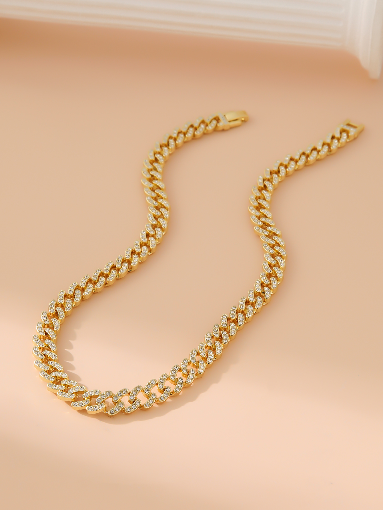 Glam Luxurious Shiny Geometric 18K Gold Plated Artificial Rhinestones Alloy Wholesale Necklace display picture 3